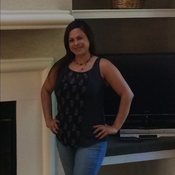 Meet your Posher, Winy - Picture 1 of 1